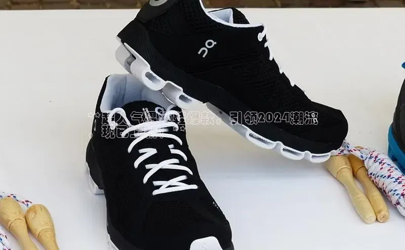 意昂3手机版登录中文在线**超人气男拖鞋爆款，引领2024潮流
，现已上新！**