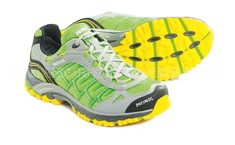 意昂3登陆入口如流引领潮流的女鞋运动鞋：2025年新款半拖设计