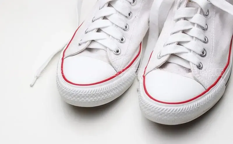 趋势引领：2025年前儿童运动鞋网面设计的未来展望与创新